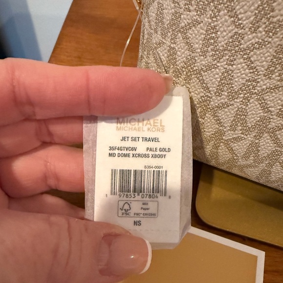 MICHAEL KORS Jet Set Travel Medium Metallic Signature Logo Dome Crossbody Bag - Picture 6 of 6